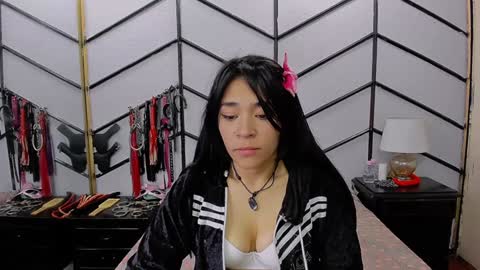Alana online show from December 26, 2024, 8:42 pm
