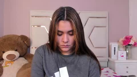 Snapshot of alanarousse_ chatting on June 20, 2026, 12:08 pm alanarousse_ online show from June 20, 2026, 12:08 pm