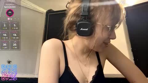 Snapshot of alanehadaller chatting on September 25, 2025, 5:38 pm Stella online show from September 25, 2025, 5:38 pm