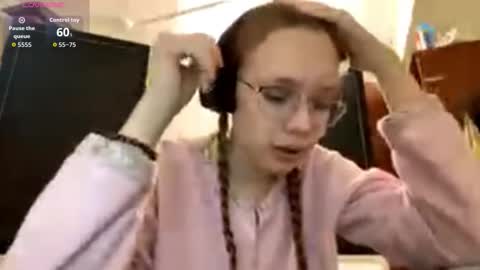 Snapshot of alanehadaller chatting on October 6, 2025, 5:54 pm Stella online show from October 6, 2025, 5:54 pm