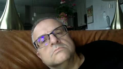 alankrieski1174 online show from October 13, 2025, 11:32 am