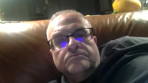 alankrieski1174 online show from October 26, 2025, 4:18 am