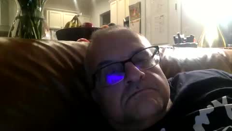 alankrieski1174 online show from November 1, 2025, 6:59 am