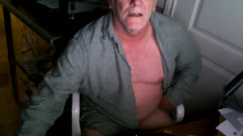 Alanlee10allen online show from December 17, 2025, 3:56 am