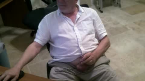 Alanlee10allen online show from July 25, 2026, 2:14 pm