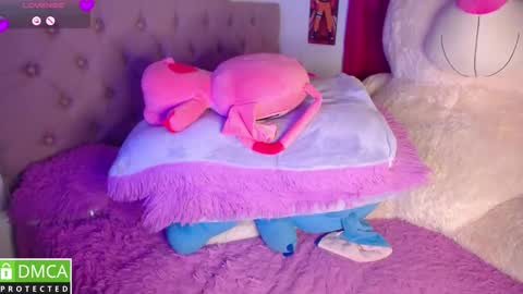 lanna online show from November 17, 2025, 1:44 am