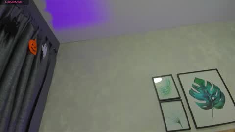 Alanna  online show from November 1, 2025, 12:56 am