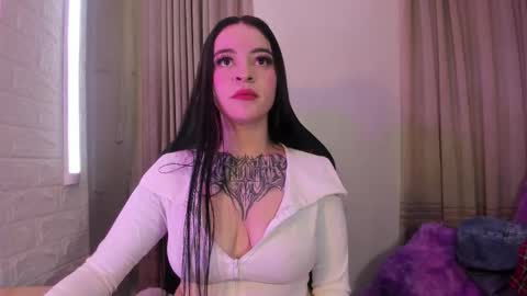 Alanna online show from January 10, 2025, 10:06 am