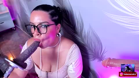 alana silver online show from September 18, 2025, 11:51 pm