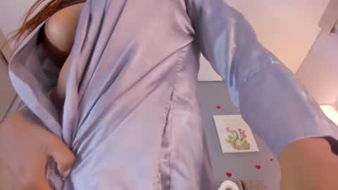 Snapshot of alannajones01 chatting on March 11, 2026, 10:43 am Alanna online show from March 11, 2026, 10:43 am