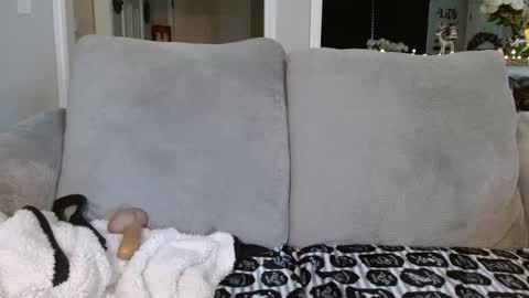 Alanna Rack online show from December 11, 2024, 4:31 pm