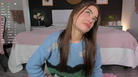 Alanna Cute Russell online show from April 29, 2026, 8:26 pm