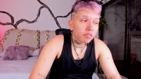 Snapshot of alanred_ chatting on October 5, 2025, 3:38 am alanred_ online show from October 5, 2025, 3:38 am