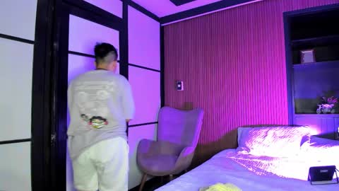 Snapshot of alanred_ chatting on October 26, 2025, 7:31 pm alanred_ online show from October 26, 2025, 7:31 pm