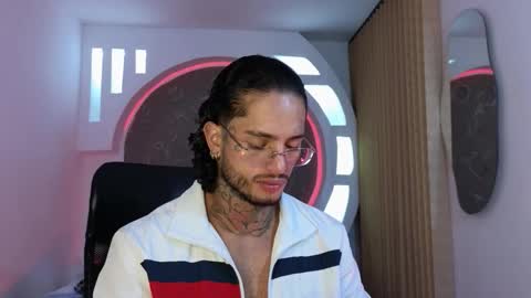 alan online show from November 16, 2025, 10:21 am