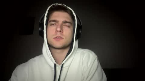 alansk6 online show from February 8, 2026, 10:57 pm