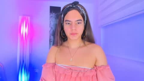 Snapshot of alaska_pears0 chatting on January 28, 2025, 3:46 pm online show from January 28, 2025, 3:46 pm