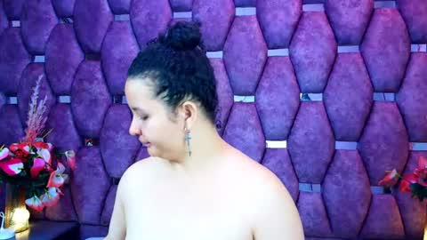 Snapshot of alasmith_ chatting on August 1, 2026, 2:33 am AlaSmith online show from August 1, 2026, 2:33 am