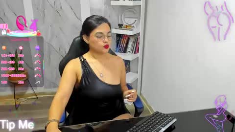 Snapshot of alayasmile chatting on October 2, 2025, 3:13 am Alaya online show from October 2, 2025, 3:13 am