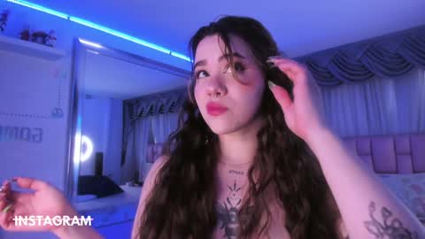 albaandthayron online show from December 4, 2024, 12:14 pm