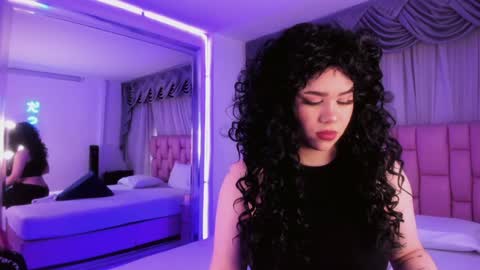 albaandthayron online show from December 9, 2024, 12:08 pm