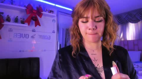 albaandthayron online show from December 21, 2024, 3:09 pm