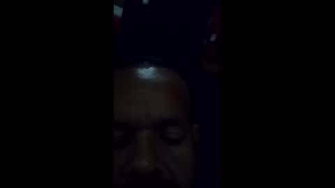 albeiro70790 online show from May 15, 2026, 2:51 am