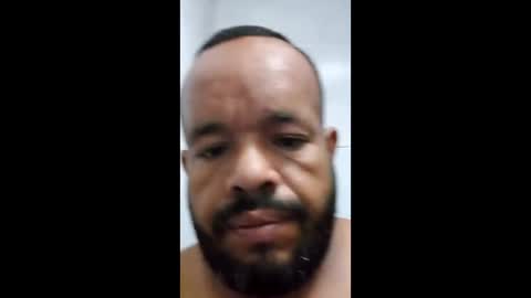 albeiro70790 online show from May 20, 2026, 9:59 am