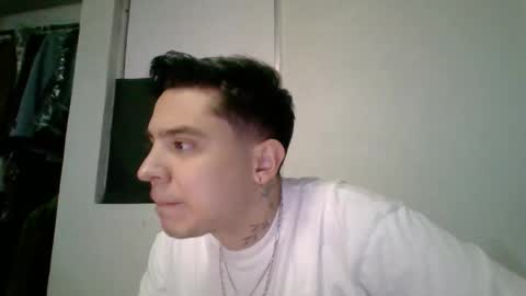 alber753713 online show from June 3, 2026, 6:27 am