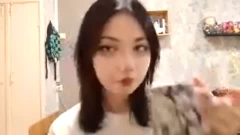 Snapshot of alberthamazierski chatting on November 1, 2025, 4:09 pm Im Katrina online show from November 1, 2025, 4:09 pm