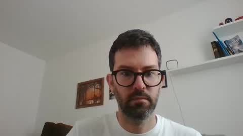 Snapshot of albertodivenire chatting on February 22, 2025, 12:40 pm albertodivenire online show from February 22, 2025, 12:40 pm