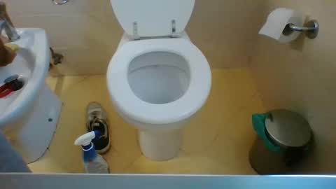 Snapshot of albertodivenire chatting on March 1, 2025, 10:24 am albertodivenire online show from March 1, 2025, 10:24 am