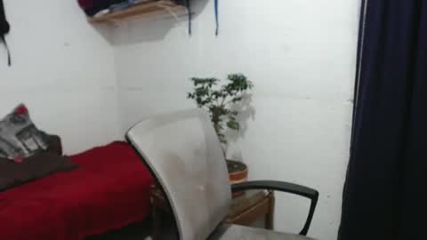 Snapshot of alburthon24 chatting on December 16, 2024, 10:45 pm Alex online show from December 16, 2024, 10:45 pm