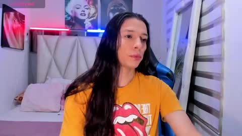 ale_noah_xxx online show from January 13, 2025, 5:01 am
