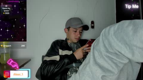 Snapshot of alecadrews_ chatting on January 4, 2025, 10:34 pm ALEC ANDREWS online show from January 4, 2025, 10:34 pm