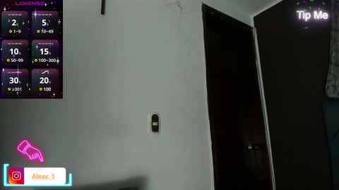 Snapshot of alecadrews_ chatting on January 27, 2025, 7:13 pm ALEC ANDREWS online show from January 27, 2025, 7:13 pm