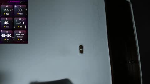 Snapshot of alecadrews_ chatting on January 29, 2025, 7:11 pm ALEC ANDREWS online show from January 29, 2025, 7:11 pm