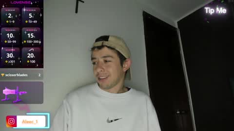 Snapshot of alecadrews_ chatting on February 11, 2025, 8:10 pm ALEC ANDREWS online show from February 11, 2025, 8:10 pm
