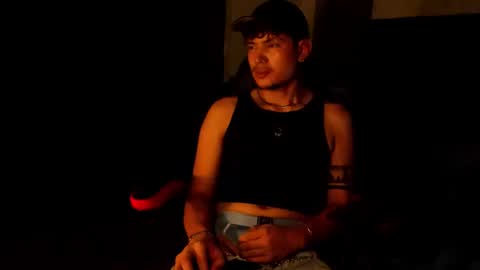 alecdelrey online show from September 10, 2025, 4:56 am