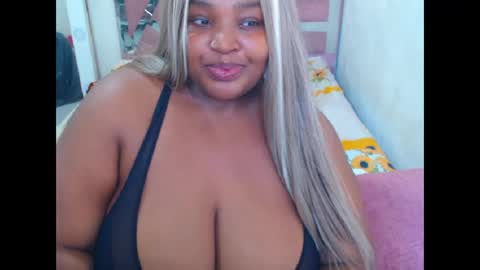 Snapshot of aleeinvein1 chatting on June 19, 2026, 5:50 pm aleeinvein1 online show from June 19, 2026, 5:50 pm