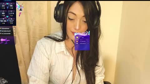 Snapshot of aleja20_ chatting on December 21, 2024, 8:28 am joha online show from December 21, 2024, 8:28 am