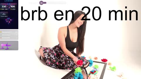 Snapshot of aleja20_ chatting on January 23, 2025, 5:45 am joha online show from January 23, 2025, 5:45 am