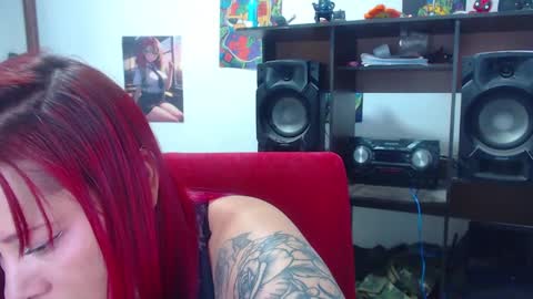 aleja online show from September 10, 2025, 9:59 pm