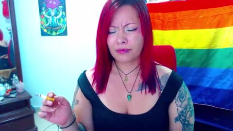 aleja online show from September 25, 2025, 7:17 pm