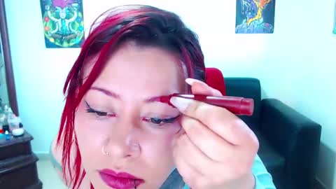 aleja online show from October 19, 2025, 3:12 pm