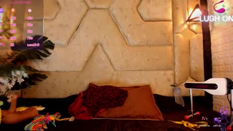 aleja__slav3 online show from March 26, 2026, 9:20 pm