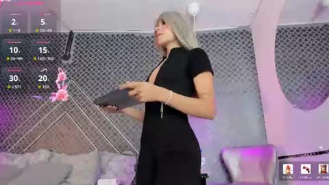 aleja_bloom online show from June 13, 2026, 11:41 am