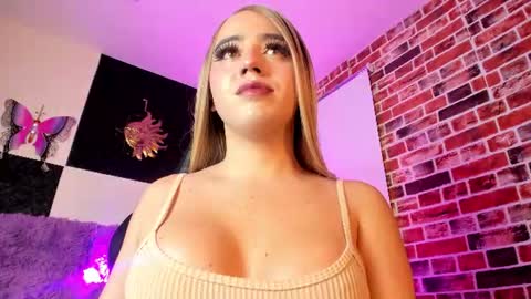 Aleja Hill online show from June 18, 2026, 10:47 pm