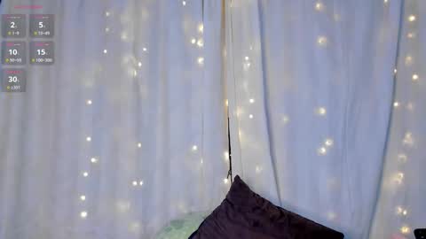 Aleja online show from November 21, 2025, 3:49 am