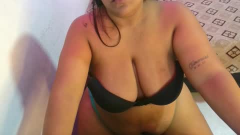 aleja_wish online show from February 4, 2026, 8:58 pm